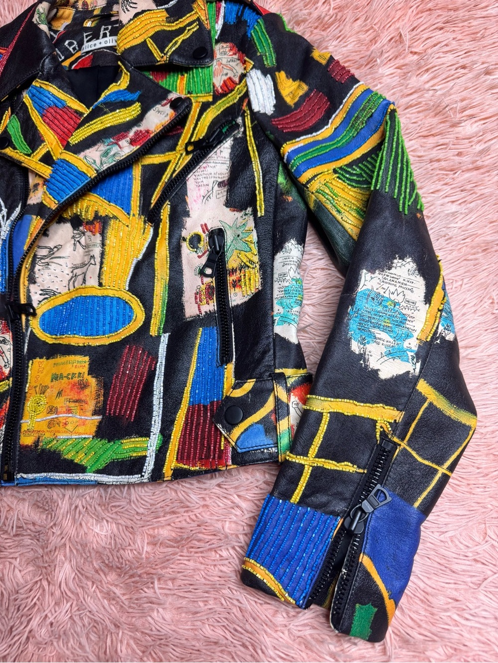 Alice + Olivia X Basquiat Cody Embellished Leather Jacket In Liberty. Size XS - Picture 12 of 17